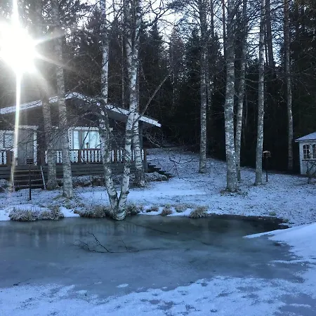 Simpelejaervi Fisherman's Cabin 3* Parikkala